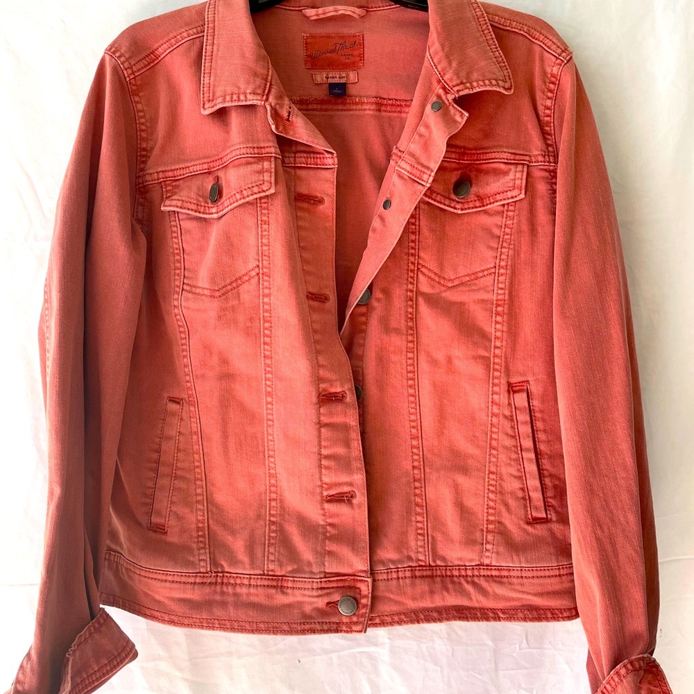 Women’s Universal Thread Rose-Colored Jean Jacket